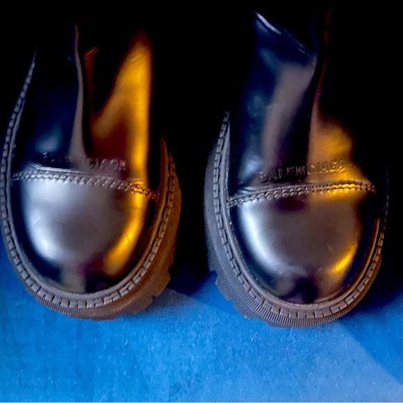 BALENCIAGA Women’s Tractor 20 MM Black Ankle Boots Size 35 - US Size 5 - Picture 8 of 16